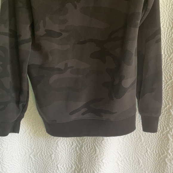 Men's Black Camouflage Hoodie - Picture 3 of 4